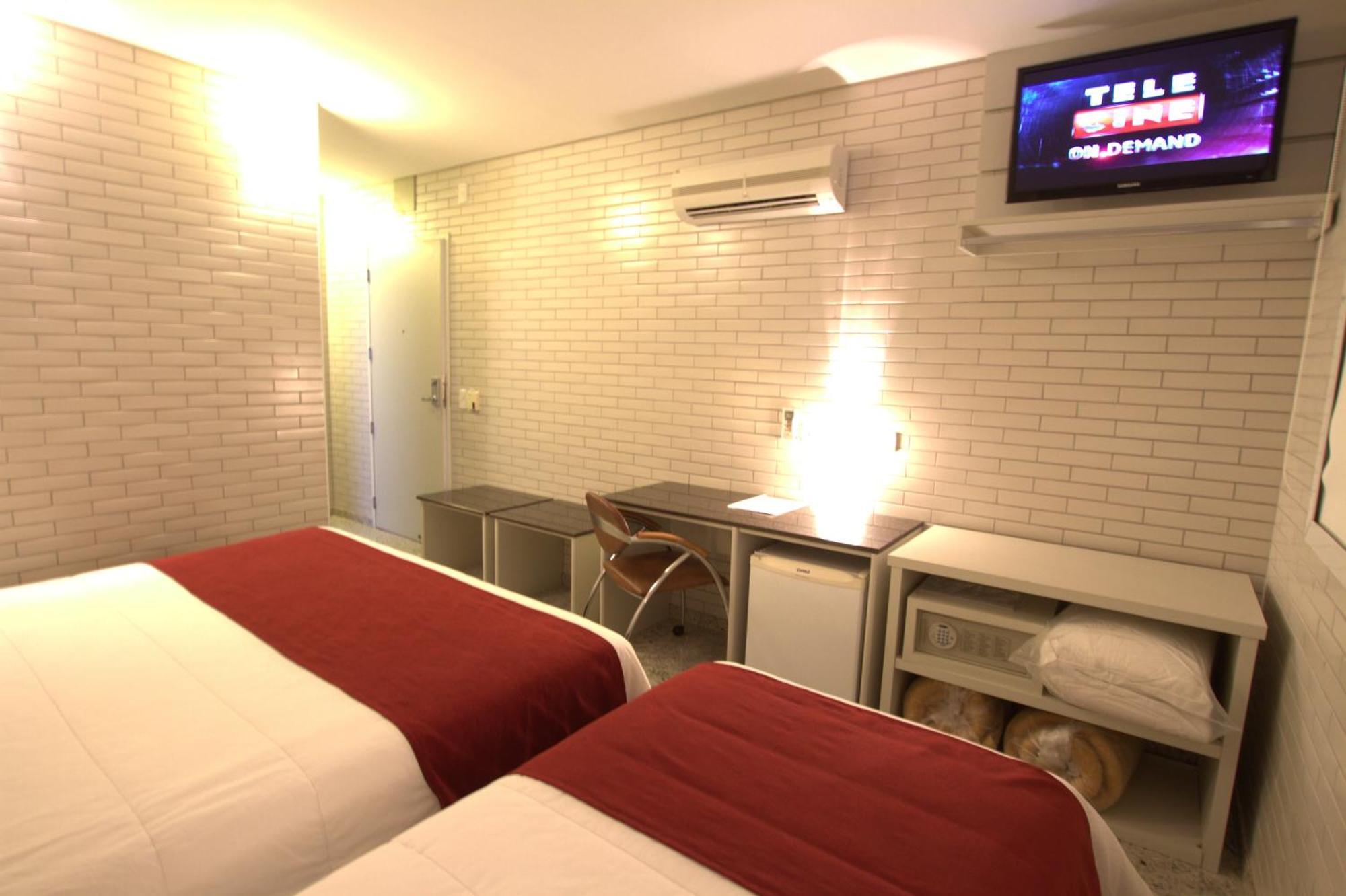 Hotel Confiance Batel Curitiba Habitación foto